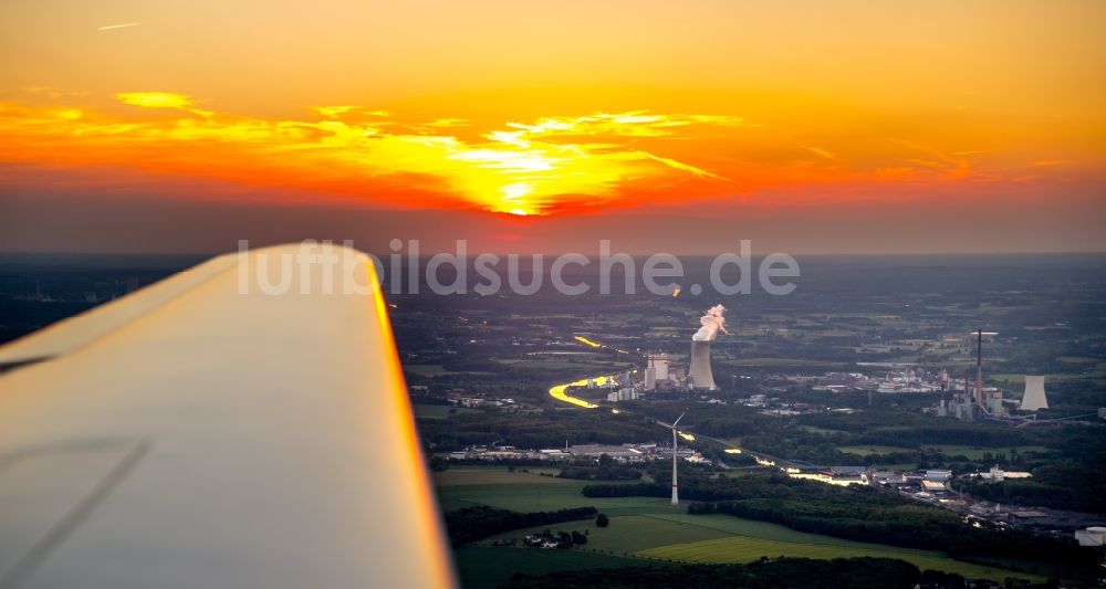 Luftbild Dortmund - Sonnen- Untergang über der Landschaft des Stadtgebietes in Dortmund im Bundesland Nordrhein-Westfalen, Deutschland