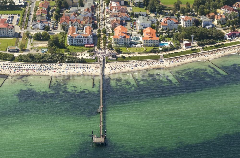 Luftbild Kühlungsborn - Sonnenbad, Baden und Erholung am Ostsee - Strand in Kühlungsborn im Bundesland Mecklenburg-Vorpommern