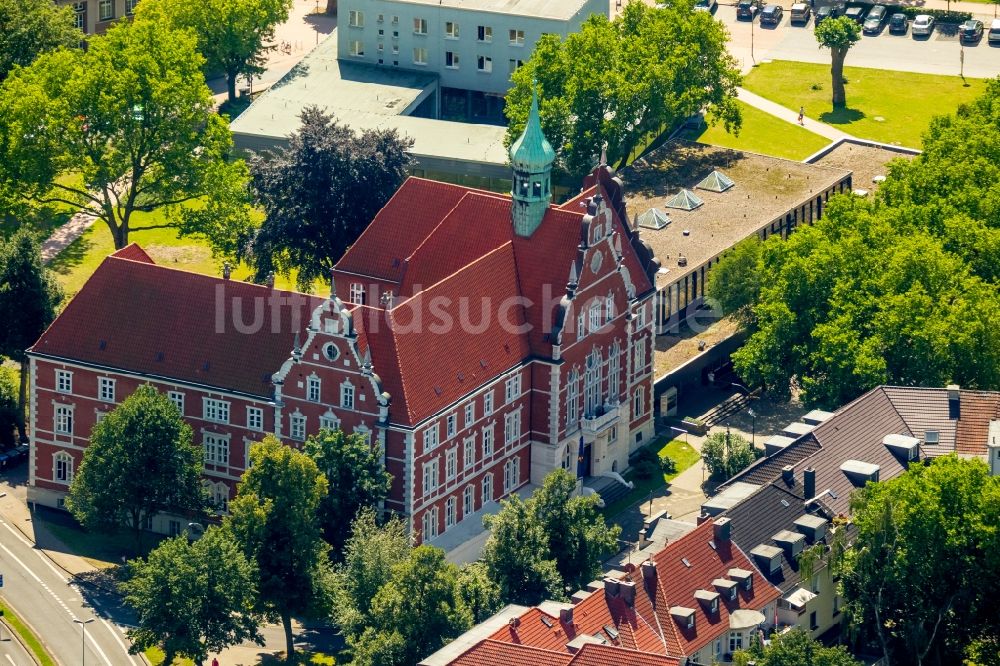 Luftaufnahme Herne - Sozialamt und ehemaliges Gebäude der Stadtverwaltung - Rathaus in Herne im Bundesland Nordrhein-Westfalen