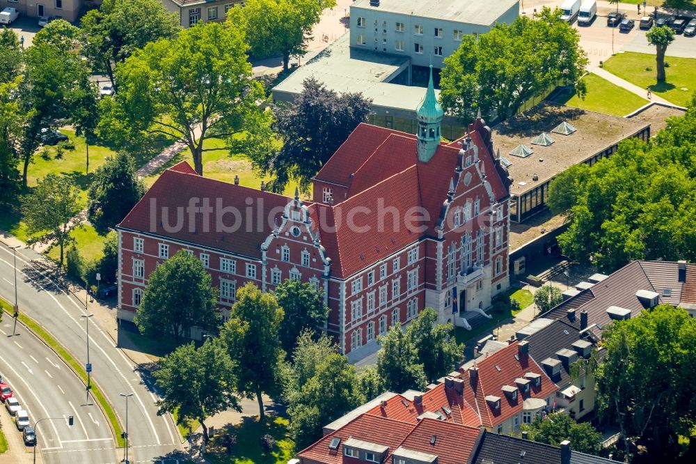 Herne von oben - Sozialamt und ehemaliges Gebäude der Stadtverwaltung - Rathaus in Herne im Bundesland Nordrhein-Westfalen