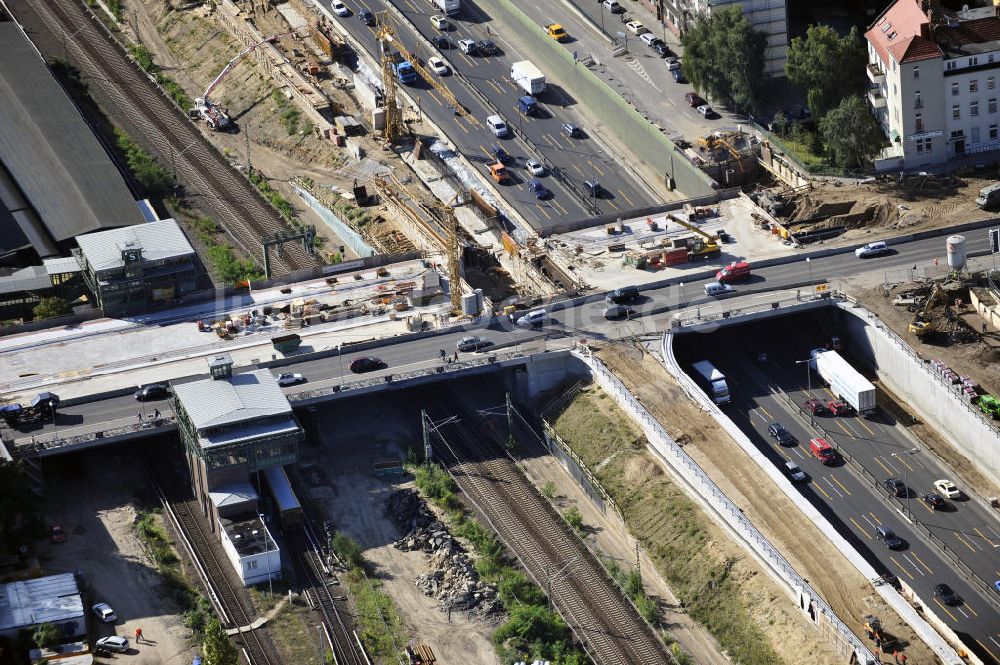 Berlin aus der Vogelperspektive: Spandauer-Damm-Brücke / Bridge Berlin