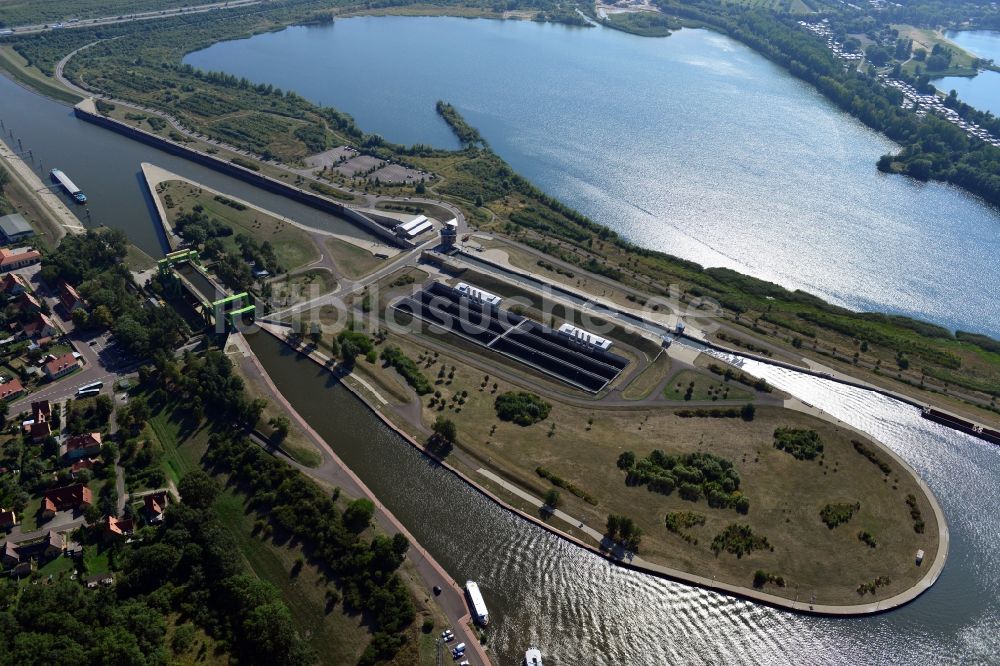 Luftbild Magdeburg - Sparschleuse und Schiffshebewerk Rothensee am Wasserstraßenkreuz Magdeburg in Sachsen-Anhalt