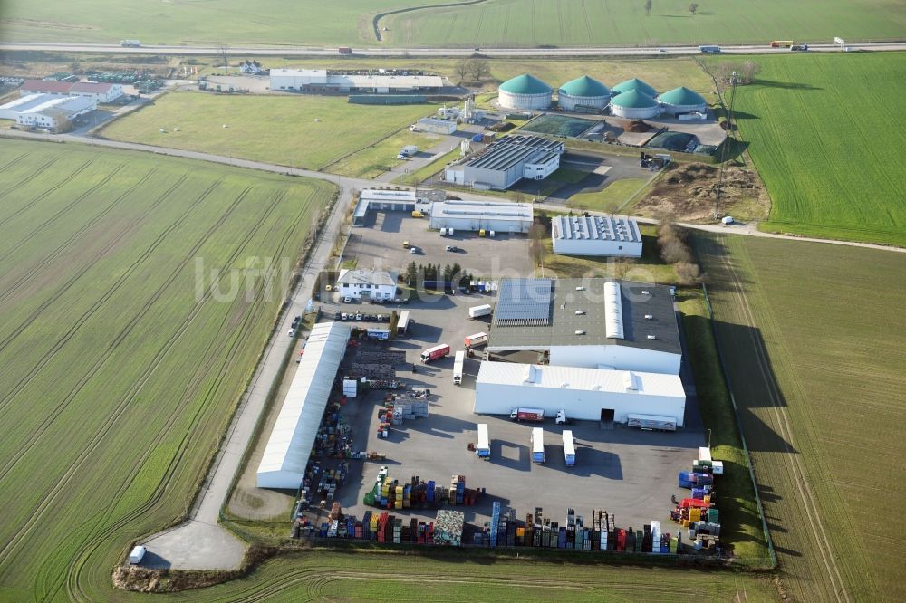 Leizen von oben - Speditions- Gebäude der Logistik- und Transportfirma DLS Logistik GmbH am Woldzegartener Weg in Leizen im Bundesland Mecklenburg-Vorpommern, Deutschland