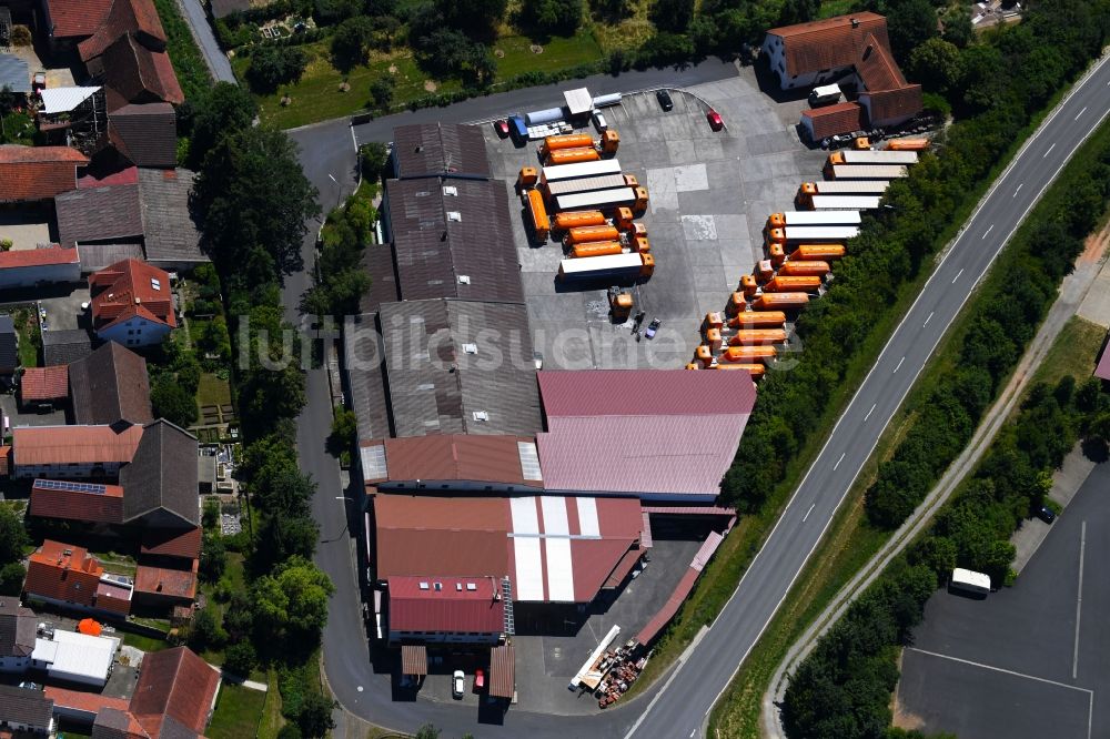 Luftaufnahme Werneck - Speditions- Gebäude der Logistik- und Transportfirma Eichelmann Transporte in Werneck im Bundesland Bayern, Deutschland