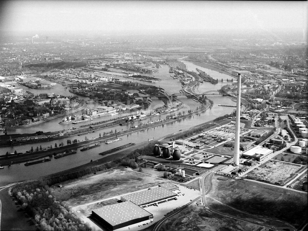 Luftbild Duisburg - Speditions- Gebäude der Logistik- und Transportfirma Kühne + Nagel in Duisburg im Bundesland Nordrhein-Westfalen, Deutschland