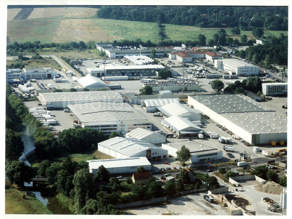 Potsdam von oben - Speditions- Gebäude der Logistik- und Transportfirma Krage Potsdam GmbH Am Buchhorst in Potsdam im Bundesland Brandenburg