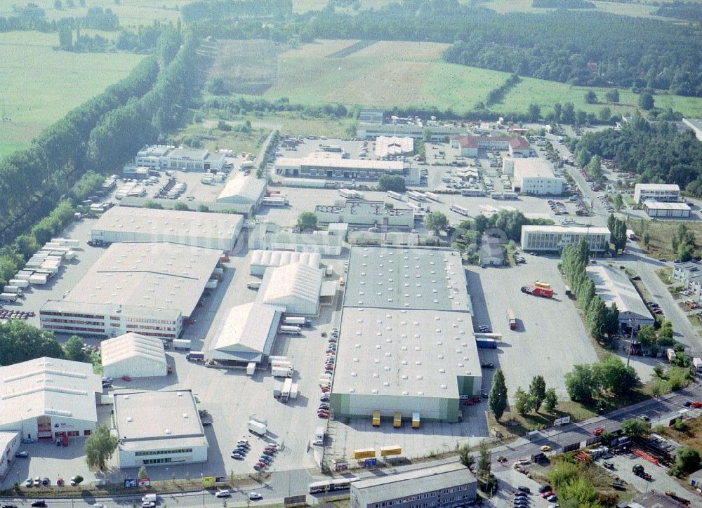 Potsdam von oben - Speditions- Gebäude der Logistik- und Transportfirma Krage Potsdam GmbH Am Buchhorst in Potsdam im Bundesland Brandenburg