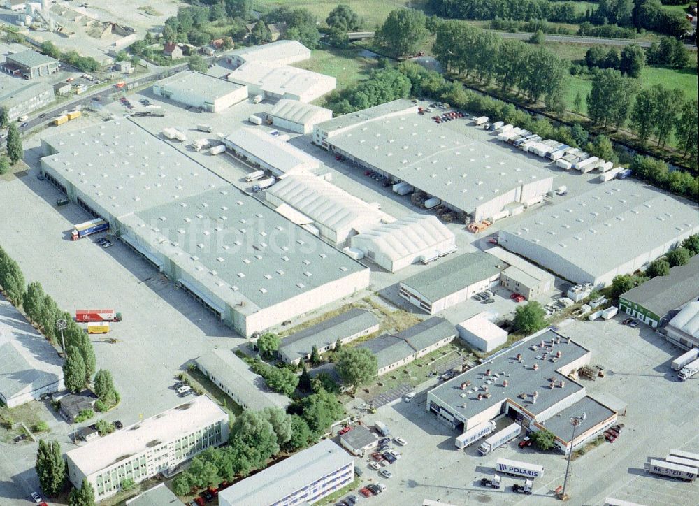 Luftbild Potsdam - Speditions- Gebäude der Logistik- und Transportfirma Krage Potsdam GmbH Am Buchhorst in Potsdam im Bundesland Brandenburg