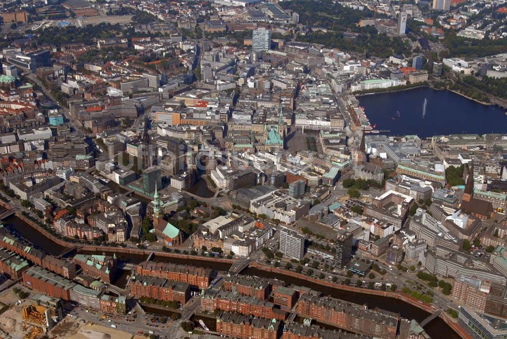 Hamburg aus der Vogelperspektive: Speicherstadt