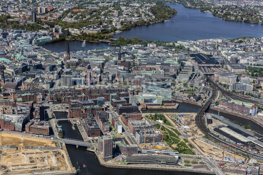 Hamburg aus der Vogelperspektive: Speicherstadt in Hamburg