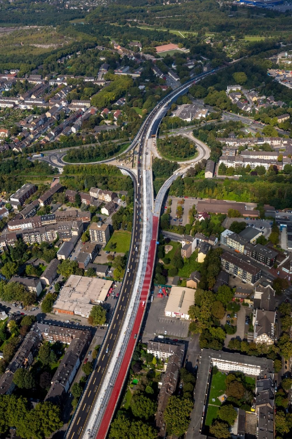 Luftbild Duisburg - Sperrung zum Um- und Ausbau der Bundes- Autobahn BAB A59 in Duisburg im Bundesland Nordrhein-Westfalen