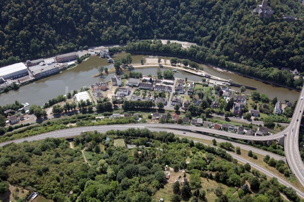 Lahnstein aus der Vogelperspektive: Sperrwerk- Schleusenanlagen an der Lahn in Lahnstein im Bundesland Rheinland-Pfalz, Deutschland