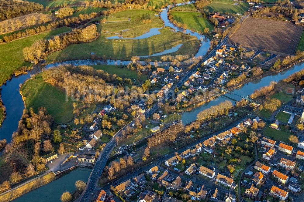 Hamm aus der Vogelperspektive: Sperrwerk- Schleusenanlagen Schleuse Werries am Datteln-Hamm-Kanal in Hamm im Bundesland Nordrhein-Westfalen, Deutschland