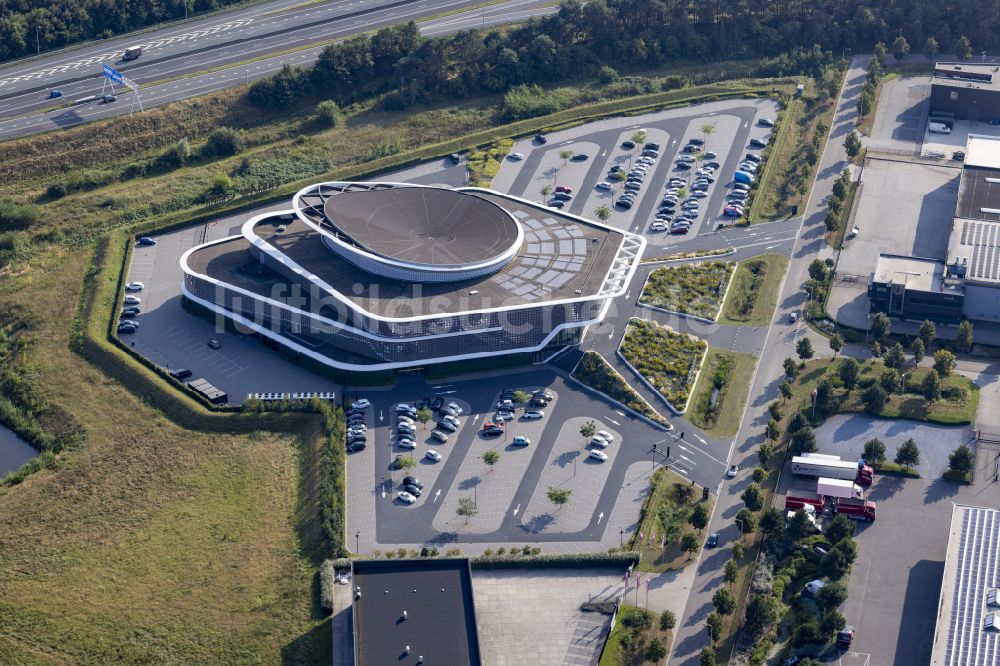 Venlo von oben - Spielbank und Casinogebäude Holland Casino Venlo in Venlo in Limburg, Niederlande