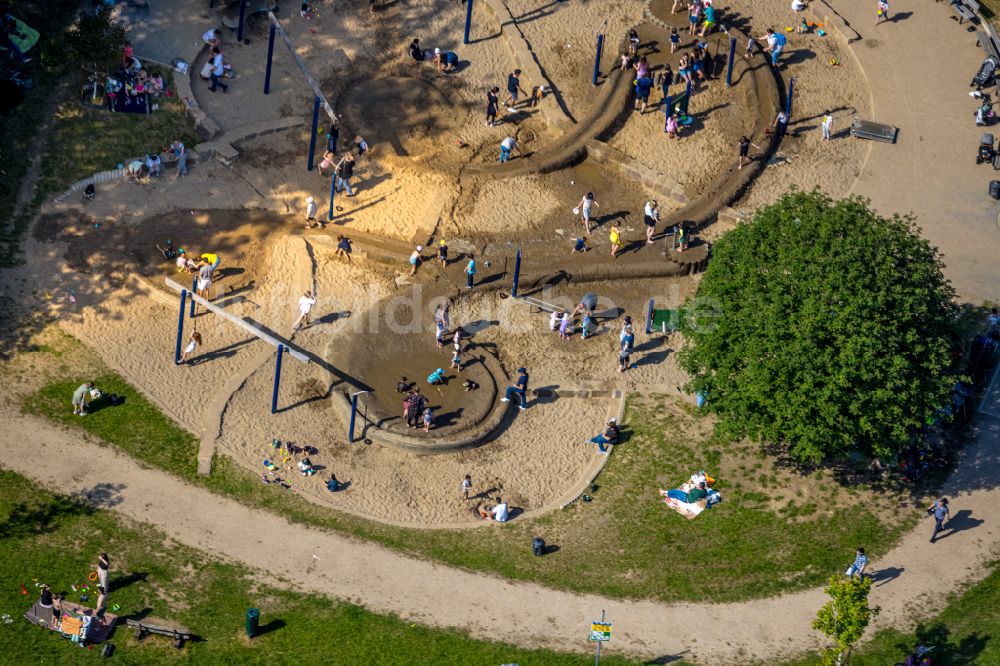 Bommern von oben - Spielplatz Hohenstein in Bommern im Bundesland Nordrhein-Westfalen, Deutschland