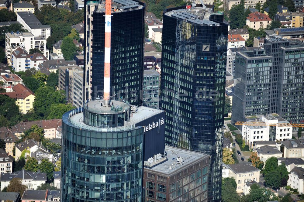 Frankfurt am Main aus der Vogelperspektive: Spitze des Main Tower , dem Hochhaus der HELABA Landesbank Hessen in Frankfurt am Main