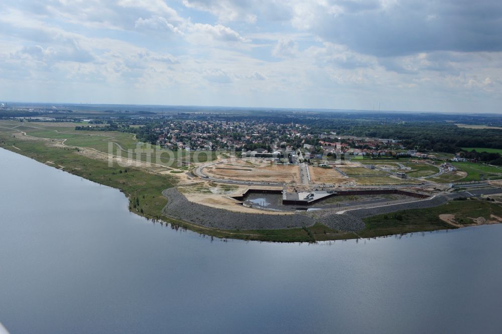 Luftbild Zwenkau - Sport- und Segelboot - Anlegestelle am Zwenkauer See in Zwenkau im Bundesland Sachsen, Deutschland