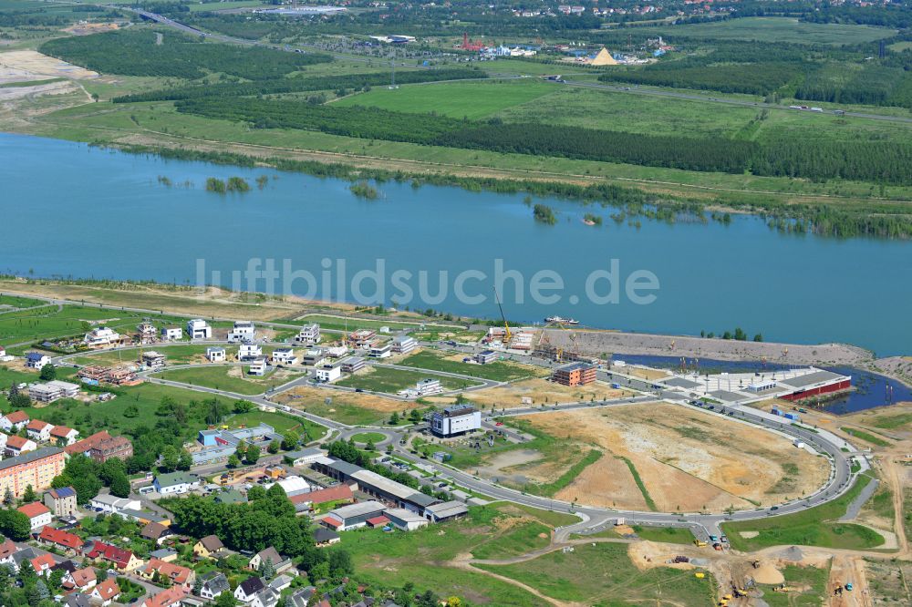 Luftaufnahme Zwenkau - Sport- und Segelboot - Anlegestelle am Zwenkauer See in Zwenkau im Bundesland Sachsen, Deutschland