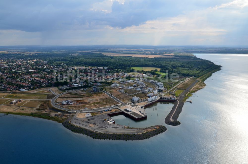 Luftbild Zwenkau - Sport- und Segelboot - Anlegestelle am Zwenkauer See in Zwenkau im Bundesland Sachsen, Deutschland