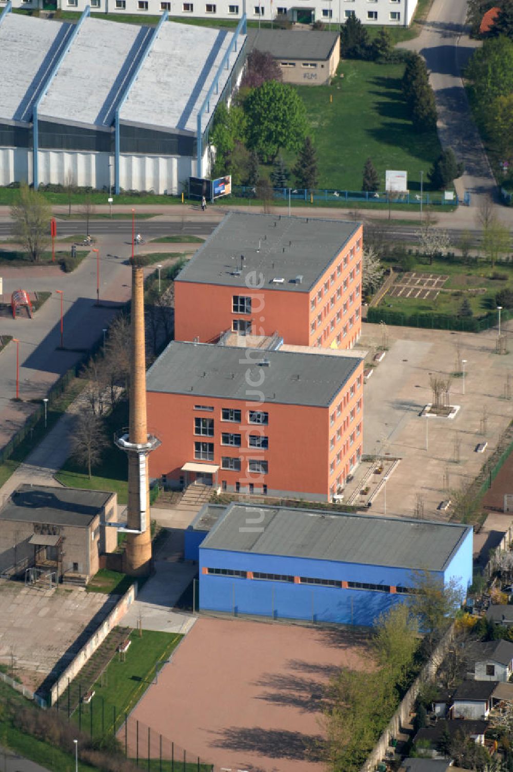 Luftbild Magdeburg - Sport-Sekundarschule Hans Schellheimer / Grundschule Am Brückfeld Magdeburg