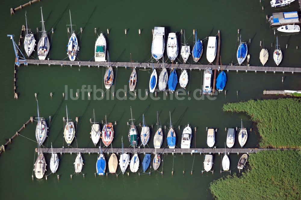 Luftaufnahme Diensdorf-Radlow - Sportboothafen am Ufer des Scharmützelsees in Diensdorf-Radlow im Bundesland Brandenburg