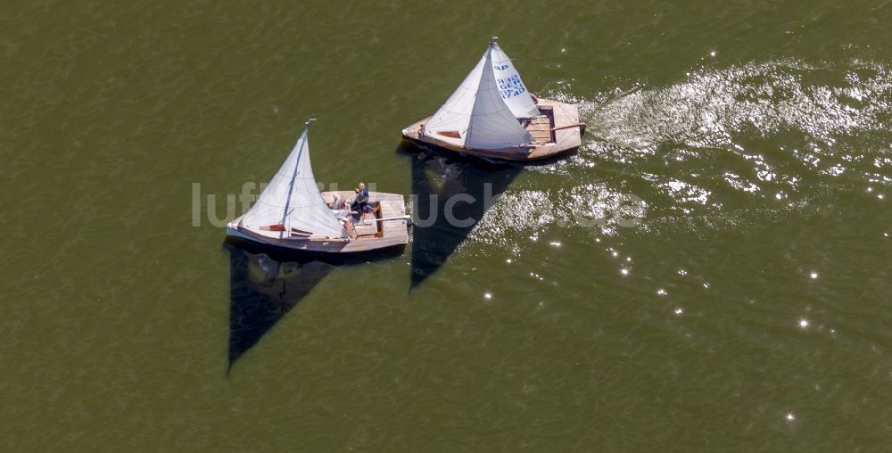 Luftbild Hude (Oldenburg) - Sportbootverkehr auf dem Dümmer / Dümmersee bei Hüde im Bundesland Niedersachsen