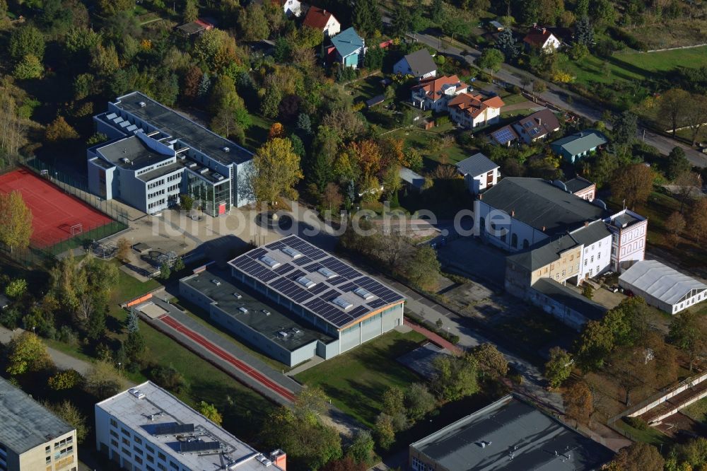 Luftaufnahme Werder (Havel) - Sporthalle des Oberstufenzentrums Werder in Werder (Havel) im Bundesland Brandenburg