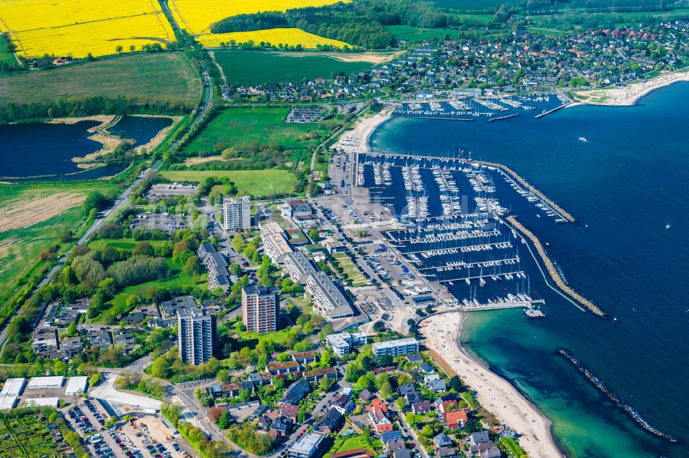 Kiel aus der Vogelperspektive: Sporthäfen Schilksee und Strande bei Kiel im Bundesland Schleswig-Holstein