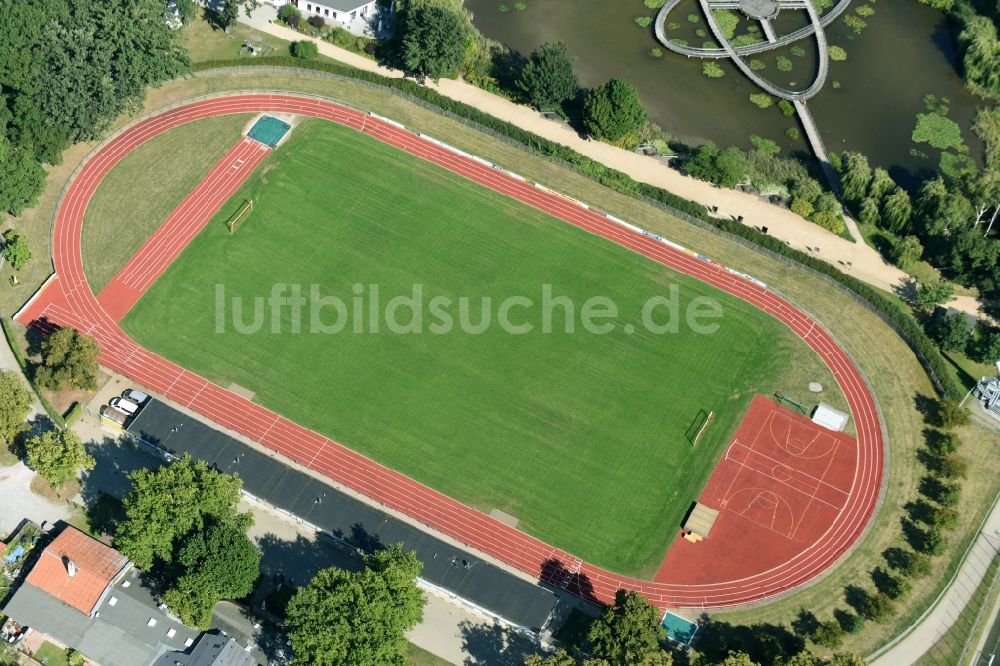 Luftbild Rathenow - Sportplatz- Fussballplatz des BSC Rathenow 1994 e.V. in Rathenow im Bundesland Brandenburg