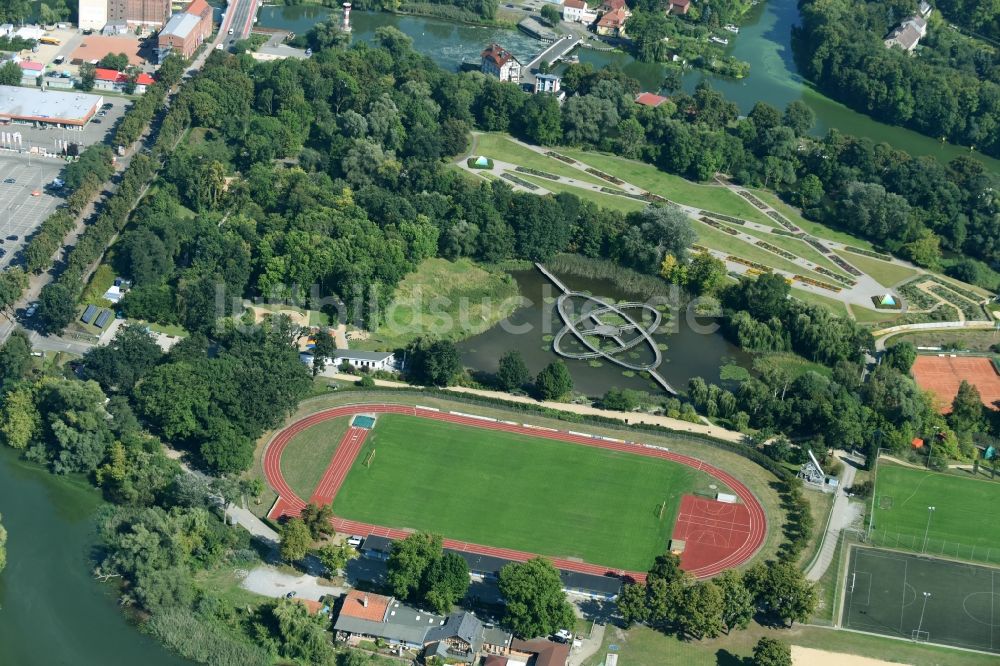 Luftaufnahme Rathenow - Sportplatz- Fussballplatz des BSC Rathenow 1994 e.V. in Rathenow im Bundesland Brandenburg