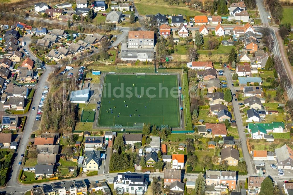 Bönen aus der Vogelperspektive: Sportplatz- Fussballplatz am Meereweg im Ortsteil Nordbögge in Bönen im Bundesland Nordrhein-Westfalen, Deutschland