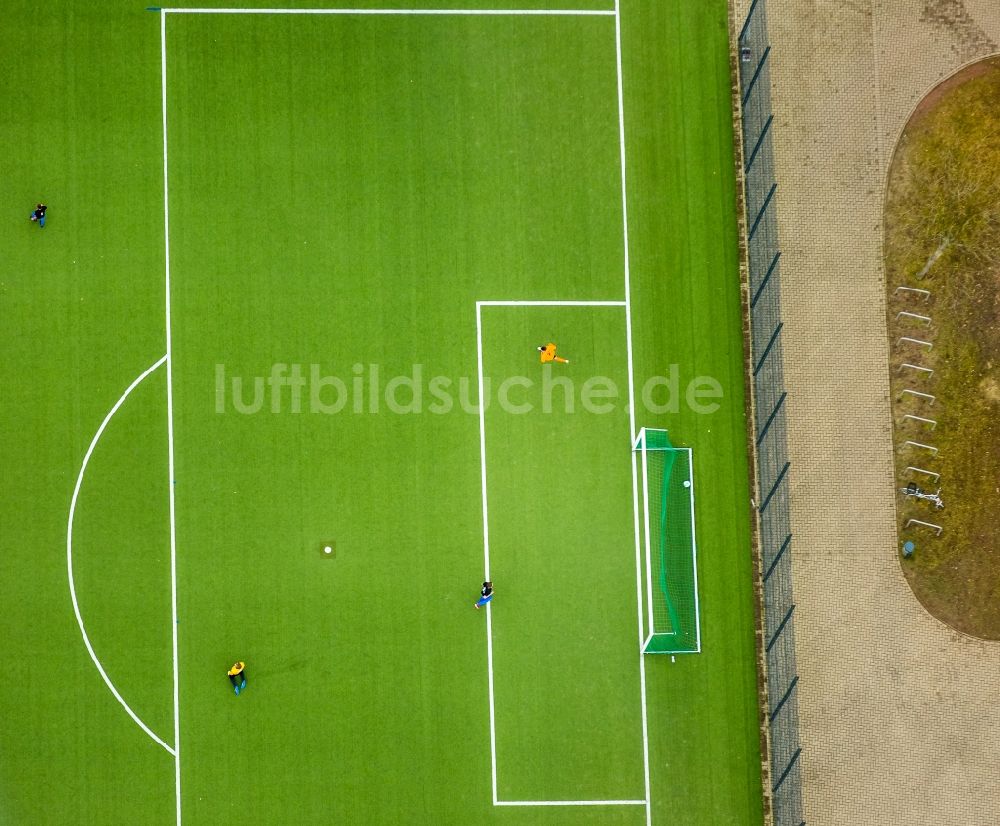 Herne aus der Vogelperspektive: Sportplatz- Fussballplatz Sportvereinigung Herne- Horsthausen 1912 26 e.V. in Herne im Bundesland Nordrhein-Westfalen