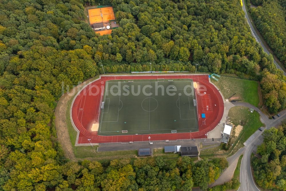 Luftbild Wilnsdorf - Sportplatz- Fussballplatz des TuS Wilnsdorf/Wilgersdorf in Wilnsdorf im Bundesland Nordrhein-Westfalen, Deutschland