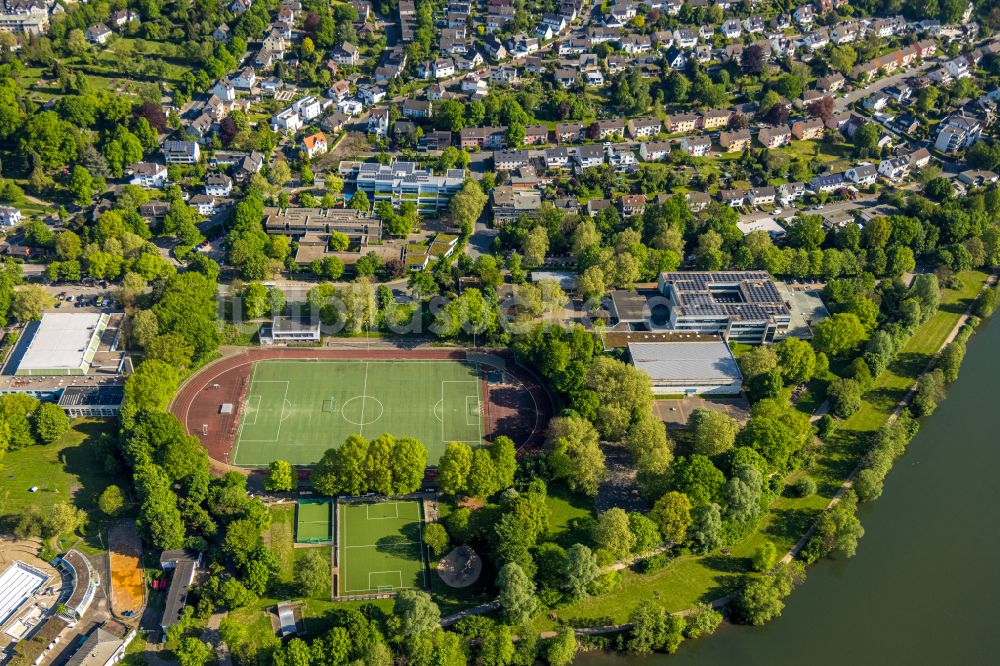 Herdecke von oben - Sportplatz des Fußballvereins TSG HERDECKE 1911 E.V. in Herdecke im Bundesland Nordrhein-Westfalen, Deutschland