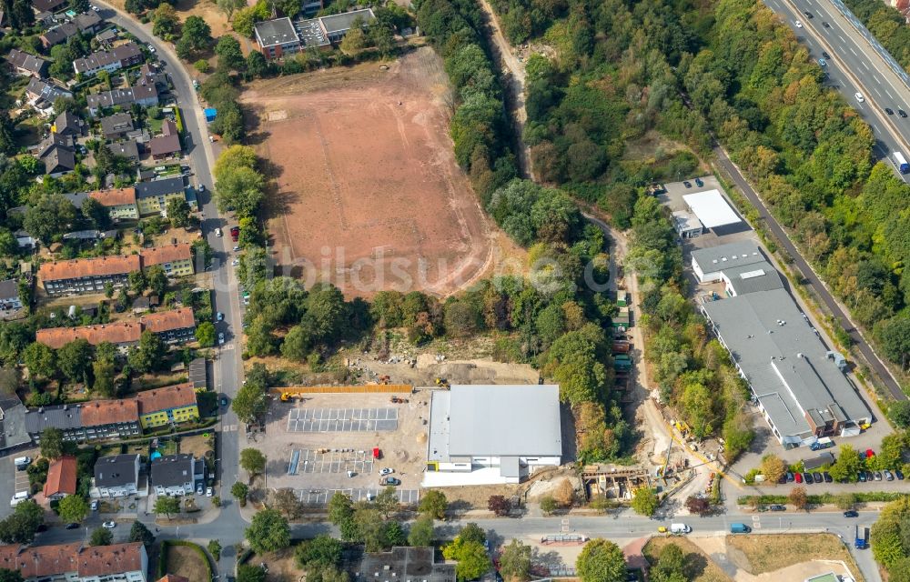 Herne aus der Vogelperspektive: Sportplatz an der Grundschule Jürgens Hof in Herne im Bundesland Nordrhein-Westfalen, Deutschland