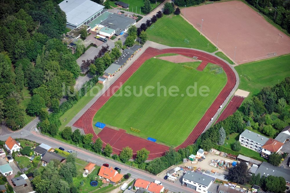 Luftbild Neustadt in Holstein - Sportplatz in Neustadt in Holstein im Bundesland Schleswig-Holstein