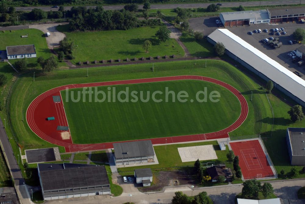 Koblenz aus der Vogelperspektive: Sportplatz Pollenfeldweg Koblenz