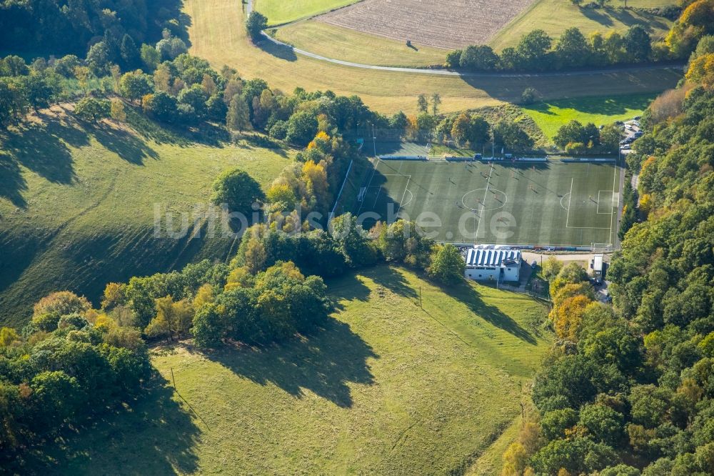 Luftaufnahme Freudenberg - Sportplatz an der Wendinger Straße in Freudenberg im Bundesland Nordrhein-Westfalen