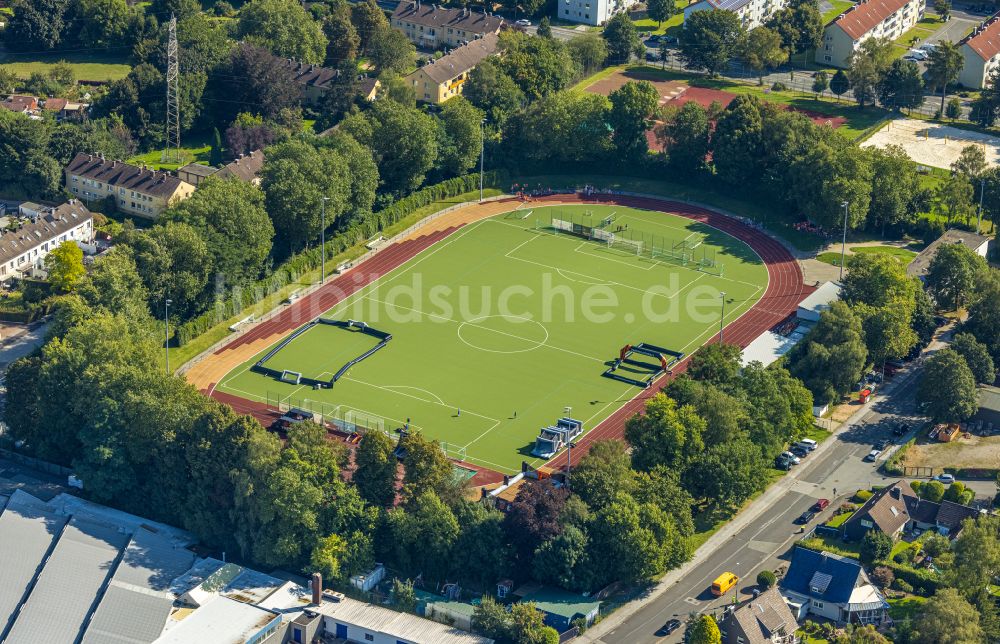 Luftaufnahme Schwelm - Sportplatzanlagen in Schwelm im Bundesland Nordrhein-Westfalen - NRW, Deutschland