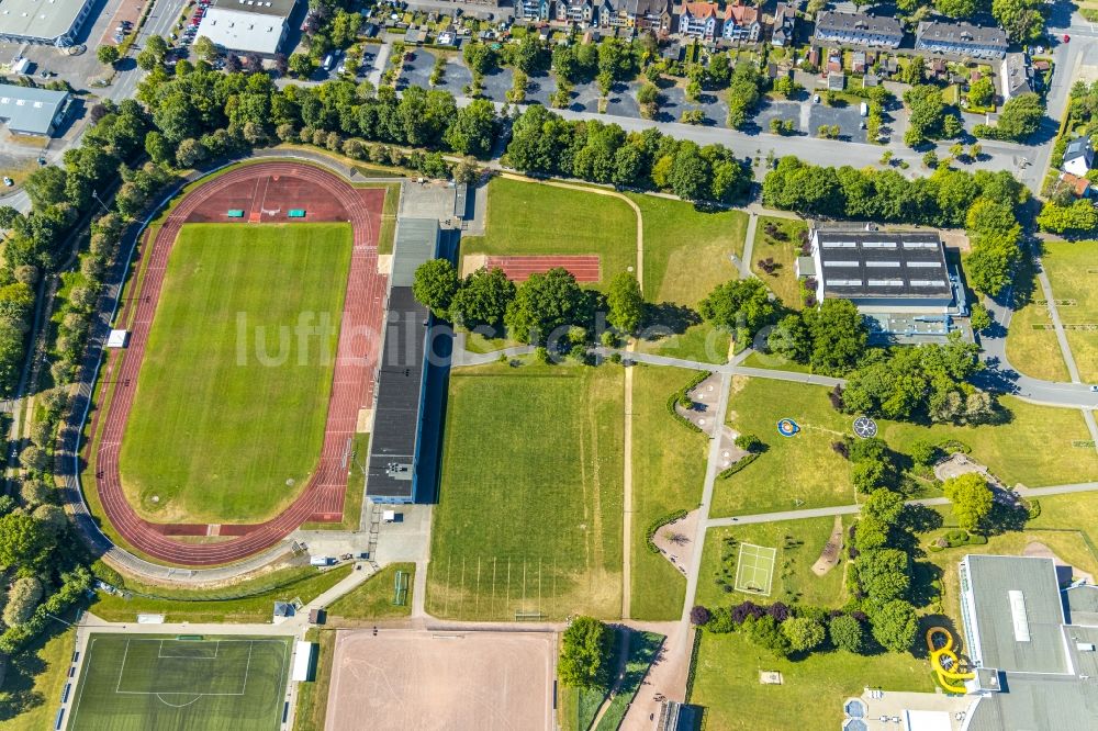Luftbild Hüsten - Sportplatzanlagen Sportzentrum Große Wiese in Hüsten im Bundesland Nordrhein-Westfalen, Deutschland