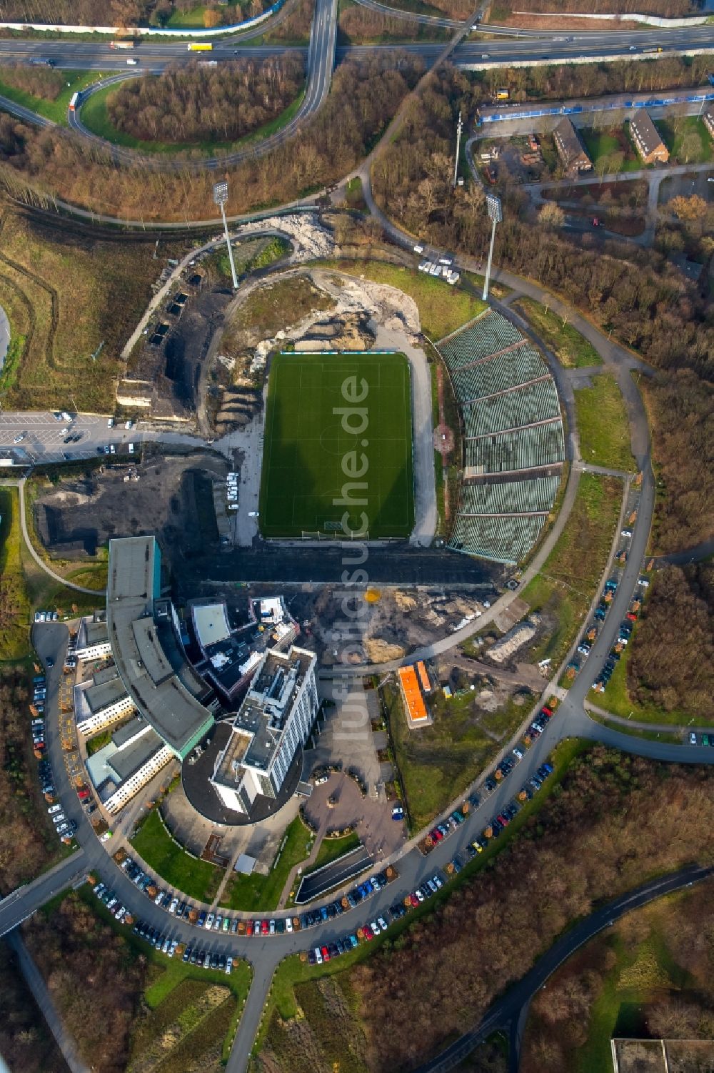 Luftbild Gelsenkirchen - Sportplätze und Bauarbeiten am ehemaligen Fussballstadion Parkstadion in Gelsenkirchen im Bundesland Nordrhein-Westfalen