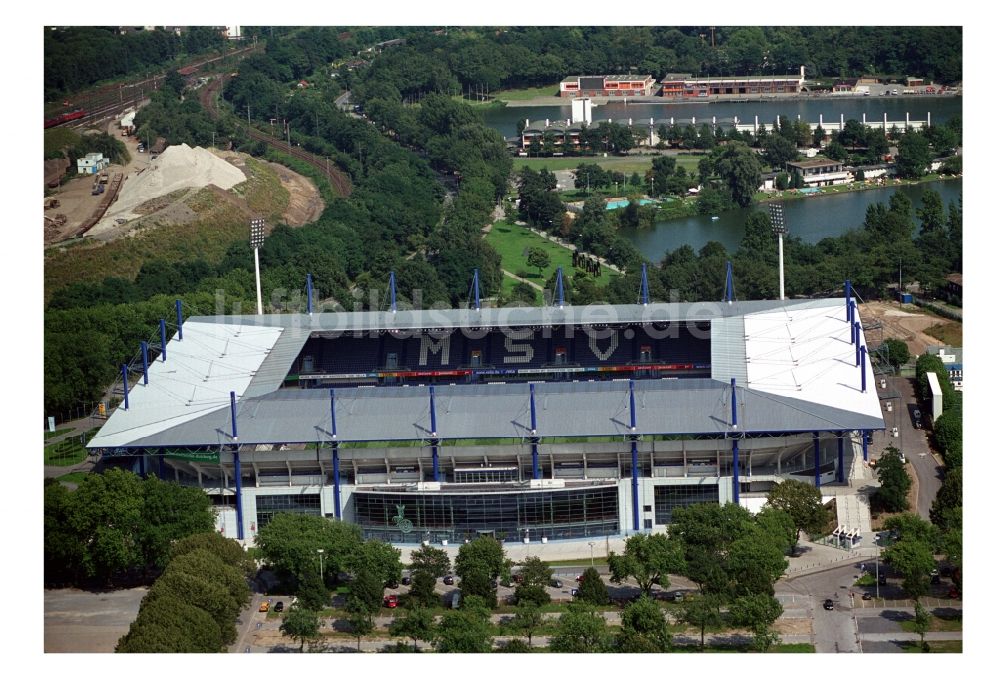 Duisburg von oben - Sportstätte Schauinsland-Reisen-Arena ( ehemalig Wedaustadion ) im Duisburger Stadtteil Neudorf im Bundesland Nordrhein-Westfalen