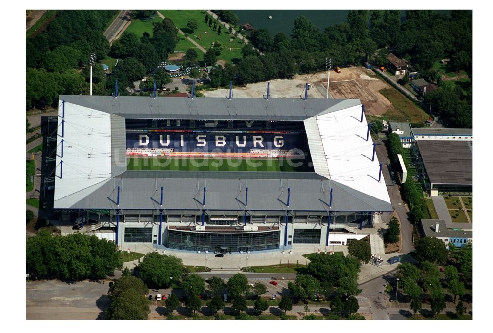 Duisburg aus der Vogelperspektive: Sportstätte Schauinsland-Reisen-Arena ( ehemalig Wedaustadion ) im Duisburger Stadtteil Neudorf im Bundesland Nordrhein-Westfalen