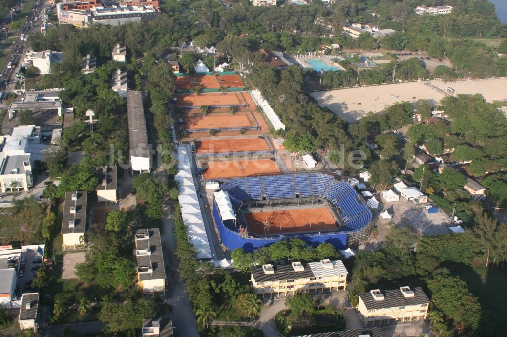 Rio de Janeiro von oben - Sportstätte der Tennis Wettkämpfe anlässlich der 15. Pan-Amerikanischen Spiele 2007 in Rio de Janeiro in Brasilien.