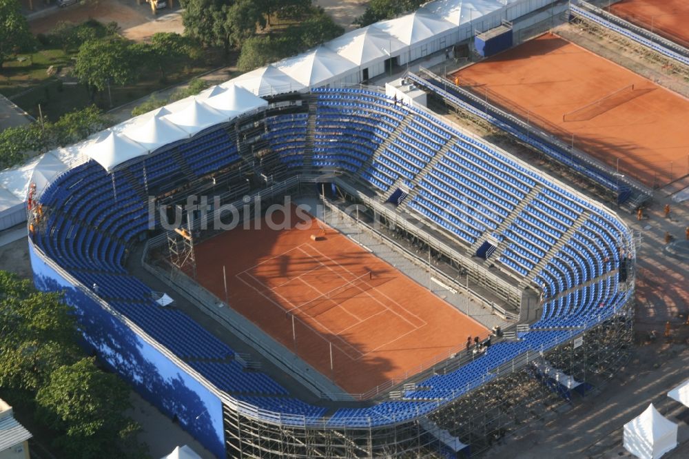 Rio de Janeiro von oben - Sportstätte der Tennis Wettkämpfe anlässlich der 15. Pan-Amerikanischen Spiele 2007 in Rio de Janeiro in Brasilien.