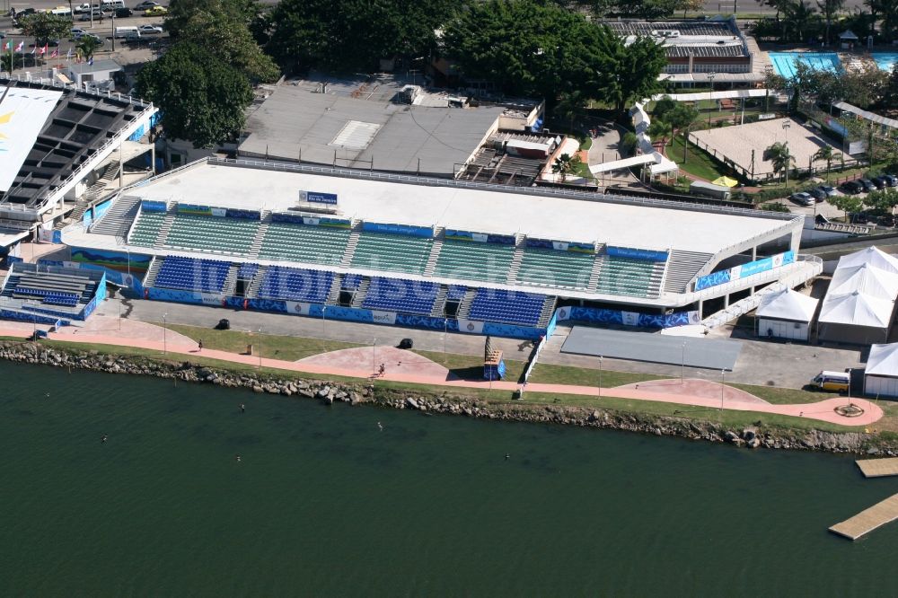 Rio de Janeiro von oben - Sportstätte der Wasser- Ski Wettkämpfe anlässlich der 15. Pan-Amerikanischen Spiele 2007 am Ufer des Sees Lagoa Rodrigo de Freitas in Rio de Janeiro in Brasilien