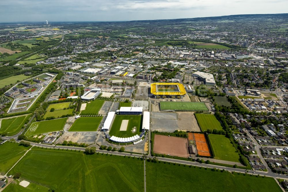 Luftaufnahme Aachen - Sportstätten-Gelände der Arena des Reitstadion im Sportpark Soers im Bundesland Nordrhein-Westfalen