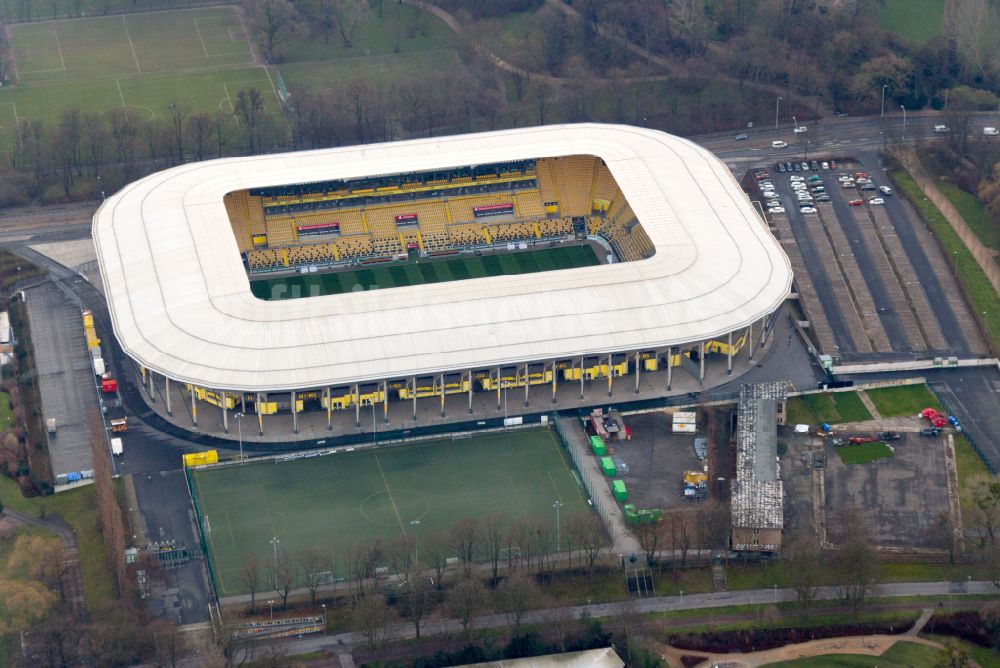 Luftaufnahme Dresden - Sportstätten-Gelände der Arena des Rudolf-Harbig-Stadion in Dresden im Bundesland Sachsen