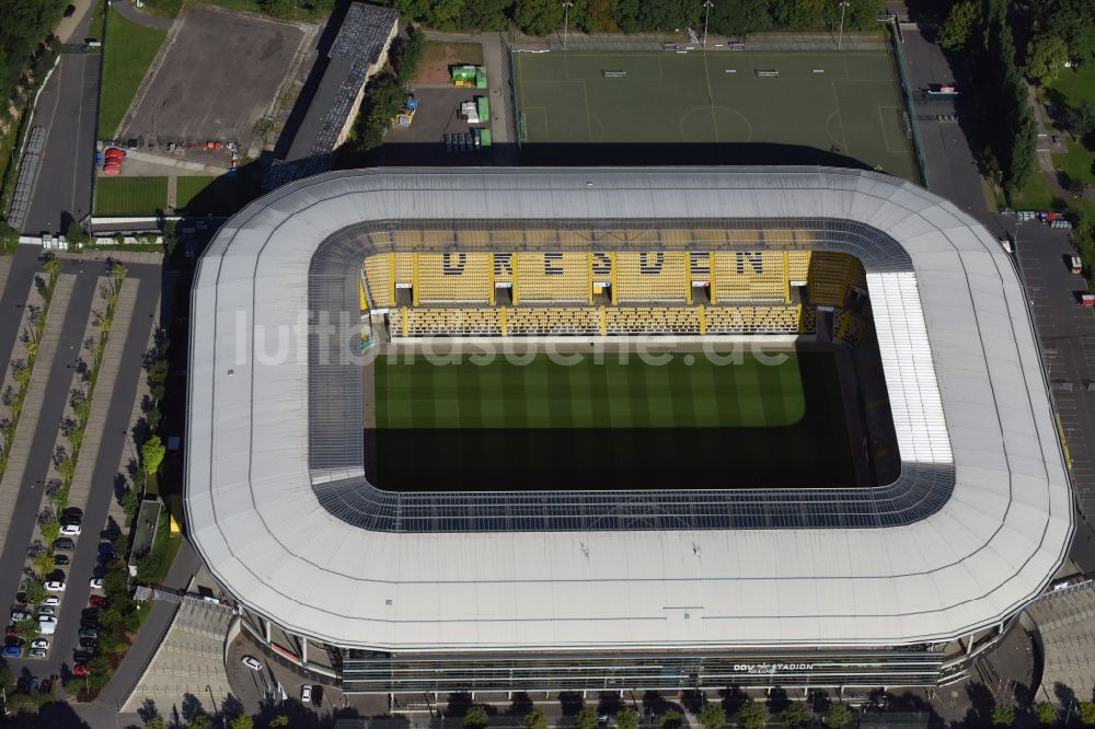 Dresden von oben - Sportstätten-Gelände der Arena des Rudolf-Harbig-Stadion in Dresden im Bundesland Sachsen