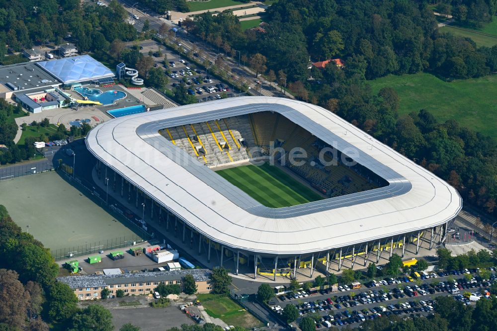 Dresden aus der Vogelperspektive: Sportstätten-Gelände der Arena des Rudolf-Harbig-Stadion in Dresden im Bundesland Sachsen